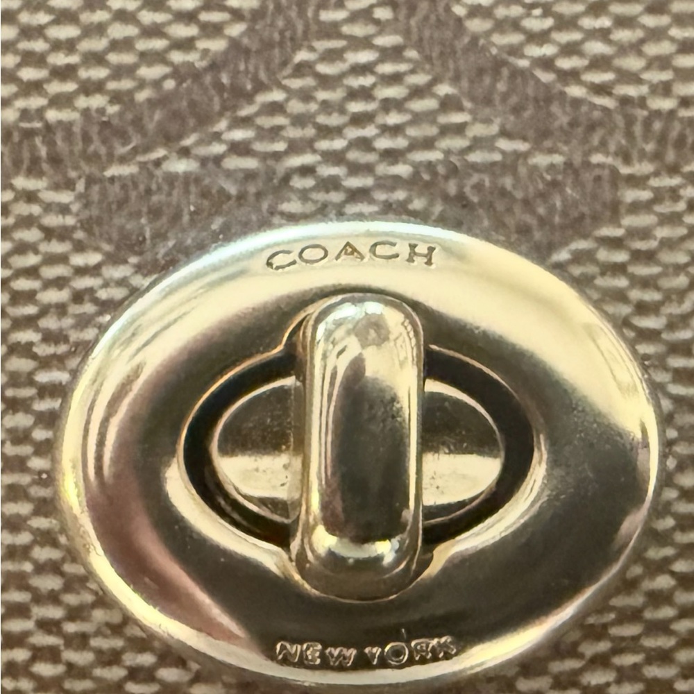 Coach Brown Signature Eyeglasses case - Picture 4 of 11